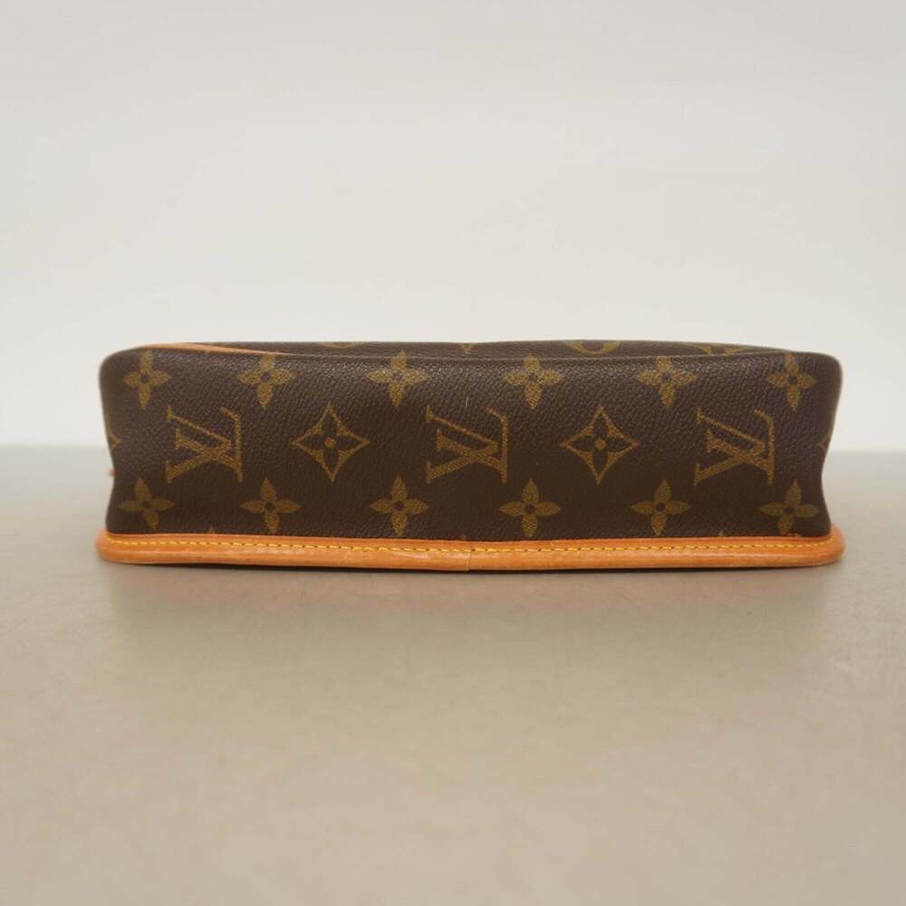LOUIS VUITTON Brown Monogram Shoulder Bag - Picture 3 of 12